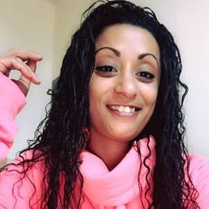 Meet your Posher, Nadiah